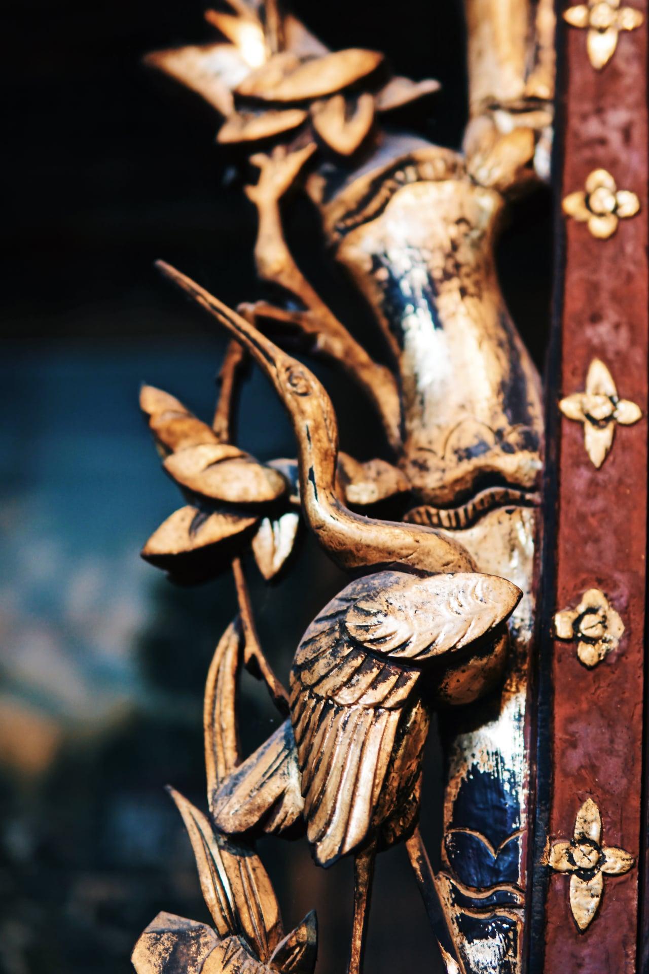Hoa văn sơn son thếp vàng